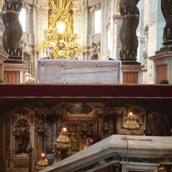 roma-szent-peter-sirjanal